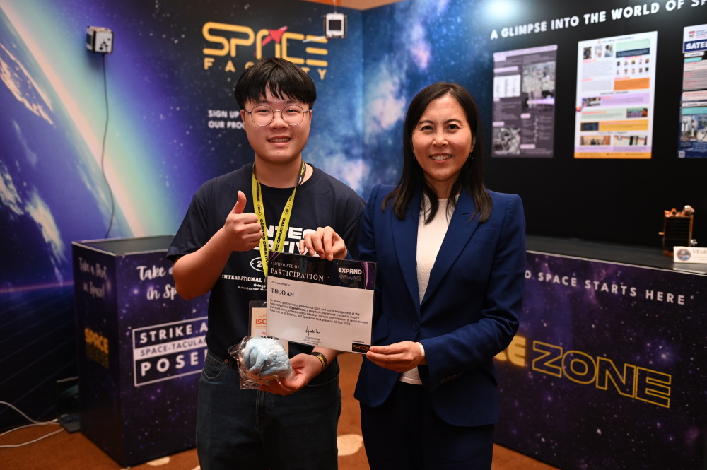 Lynette Tan and student Expand Space 2024