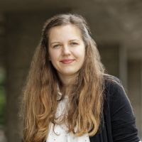 Dr. Alina Utrata